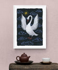 Schwan original Grafik, Acryl auf Papier 21 x 30 cm. Gotische Wohnkultur, Schwanenbild auf Künstlerpapier, Folk Art